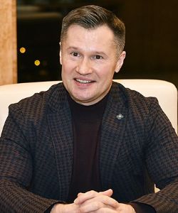 Немов Алексей Юрьевич российский гимнаст, олимпийский чемпион, спортсмен