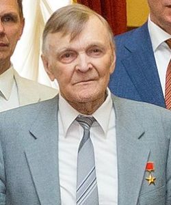 Бондарев Юрий Васильевич