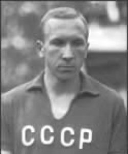 Еврюжихин Геннадий Егорович - российский спортсмен, футболист