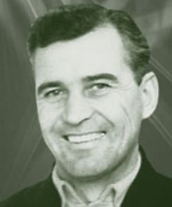 Крачевский Иван Яковлевич - российский спортсмен, футболист, хоккеист