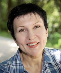 Персиянинова Нина Леонидовна - российский актёр