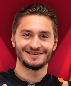 Чистяков Семён Олегович российский спортсмен, хоккеист