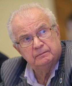 Ренард-Кио Эмиль Эмильевич российский артист, иллюзионист